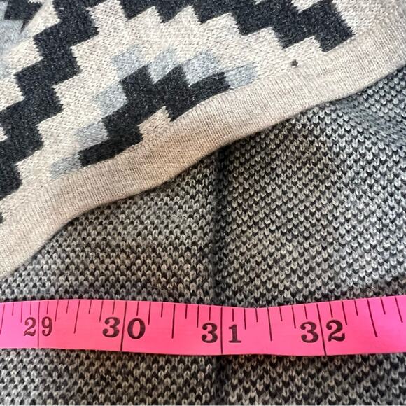 Anthropologie Left on Houston Aztec fringe Poncho Sz M/L - Picture 6 of 8